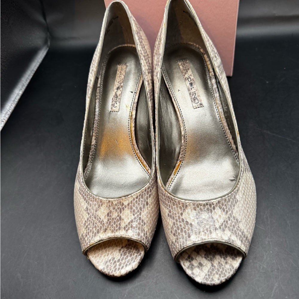 Bandolino Size 8.5 Faux Snake Skin Open Toe High Heel Pump
